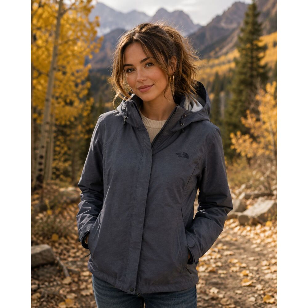 The North Face Women’s Medium HyVent Waterproof Hooded Rain Jacket Gray